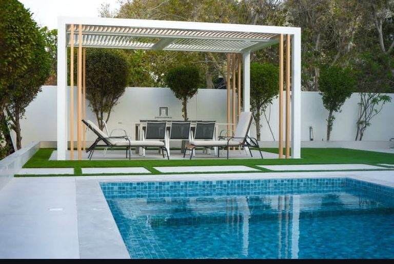 مشاوره و طراحی و اجرای استخرهای مدرن و لوکس و لاکچری